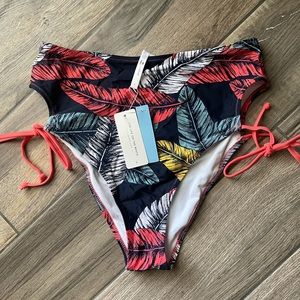 Cupshe swim bottom